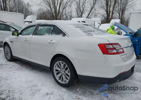 2013 Ford Taurus Limited z USA, uszkodzony, nr VIN 1FAHP2F81DG166103